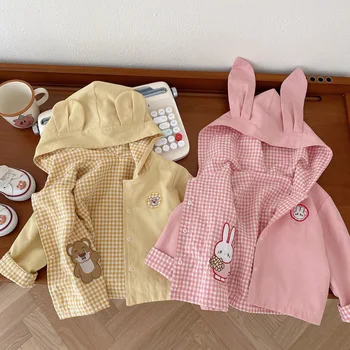 Детские куртки для девочек и мальчиков 2023 Весна Осень, клетчатые пальто для новорожденных с ушками, ветровка с капюшоном для малышей, детская верхняя одежда